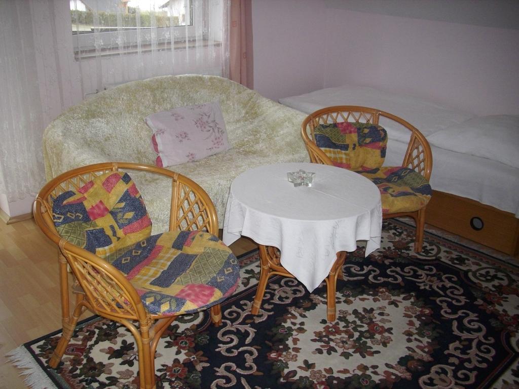 Penzion Jesenice Jesenice  Pokoj fotografie